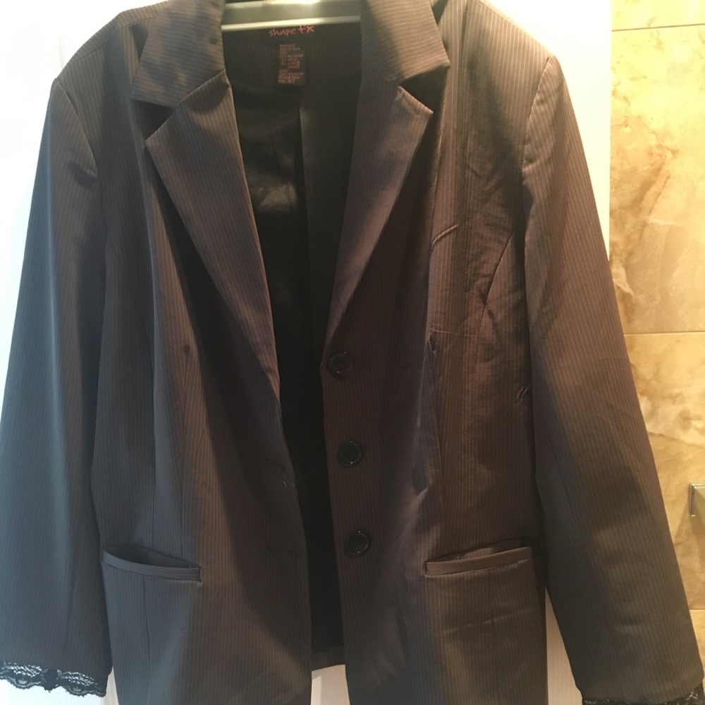 Cropped blazer